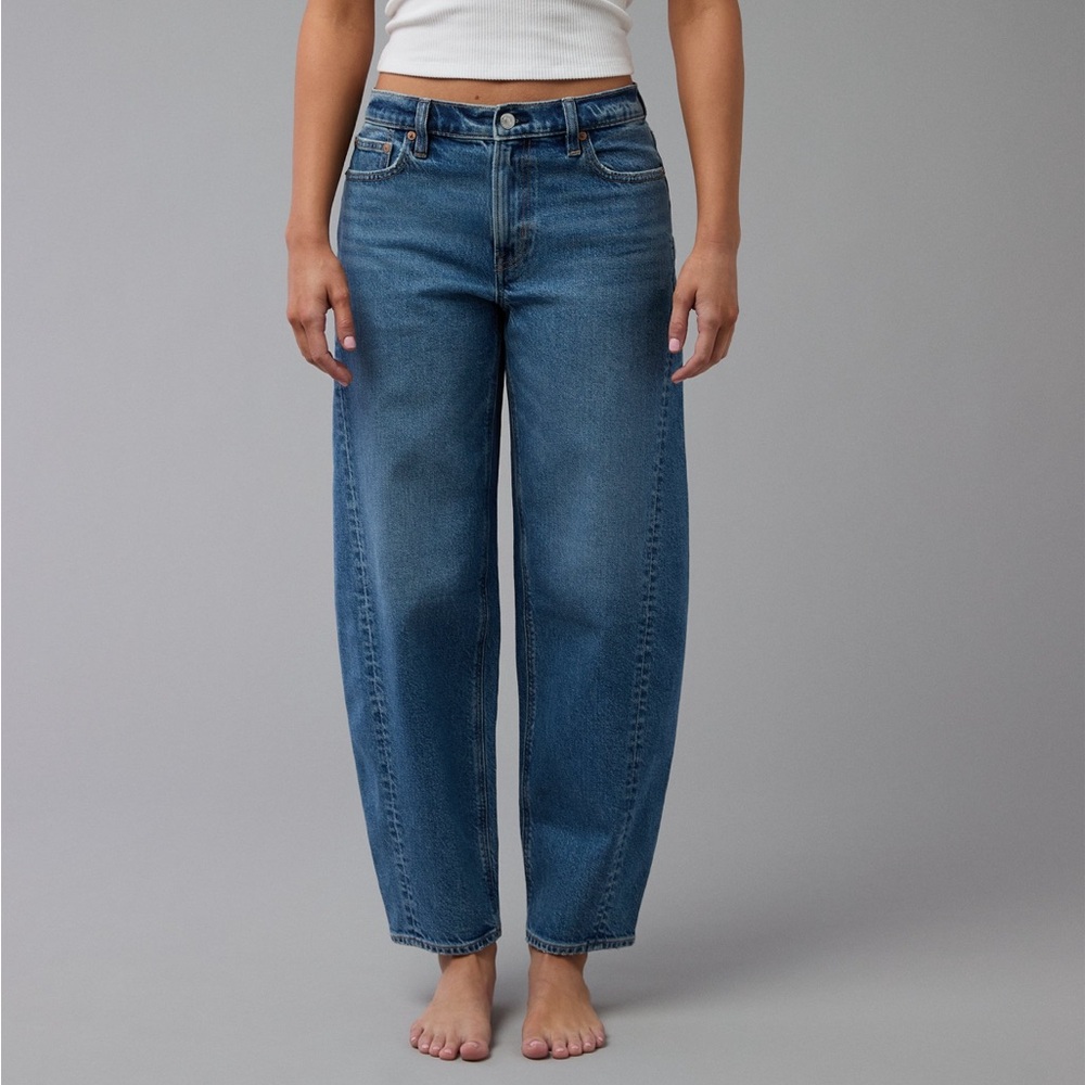 AE Stretch Barrel Jean - Medium Wash